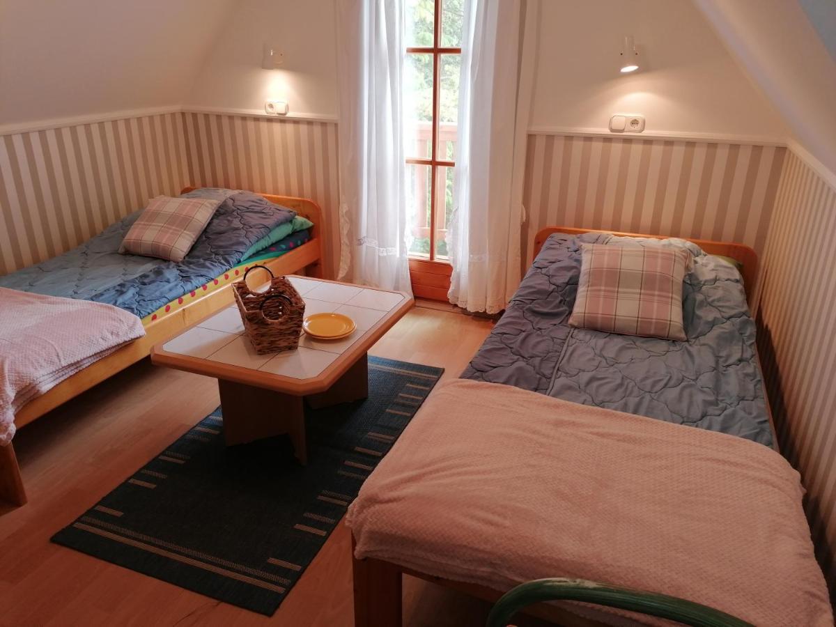 BalatonmáriafürdőTamas Batya Kunyhoja公寓 外观 照片