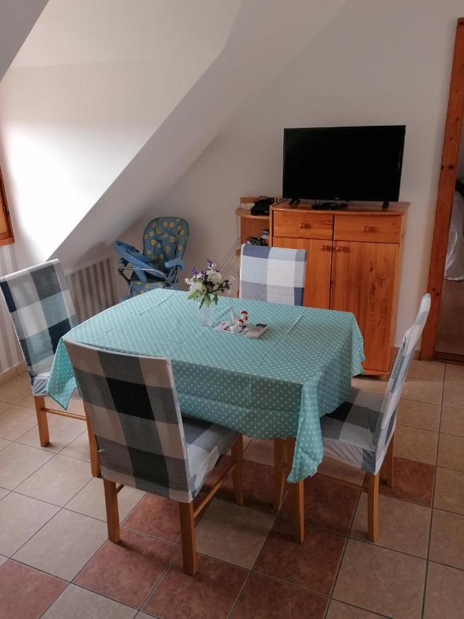 BalatonmáriafürdőTamas Batya Kunyhoja公寓 外观 照片